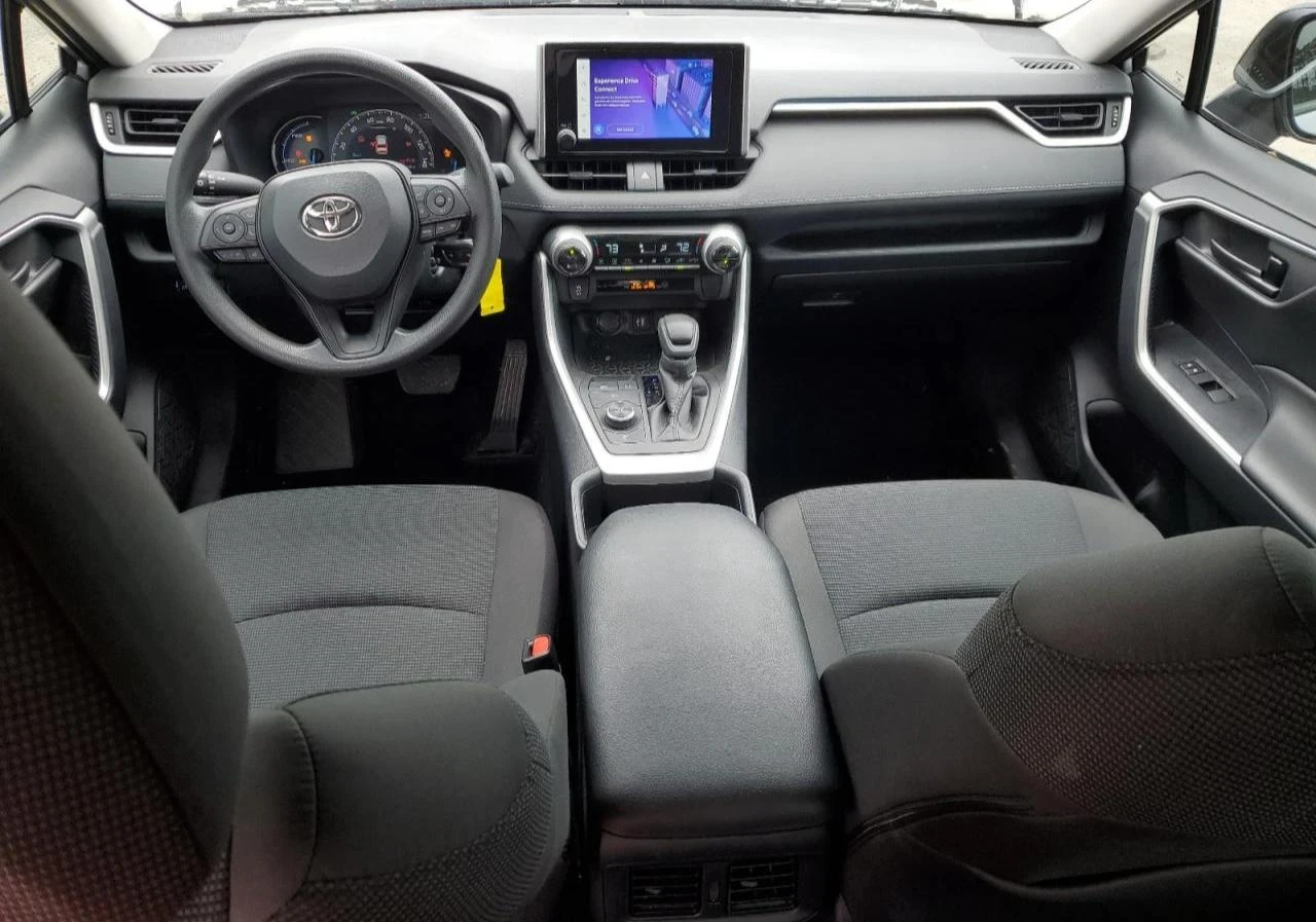 Toyota Rav4 Le, снимка 8 - Автомобили и джипове - 54225440