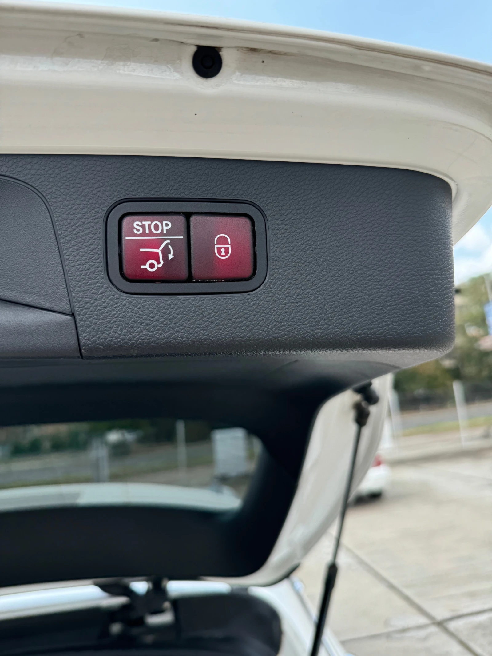 Mercedes-Benz GLC 350 AMG , Burmaster , 360 камера , алкантара , снимка 8 - Автомобили и джипове - 54369110