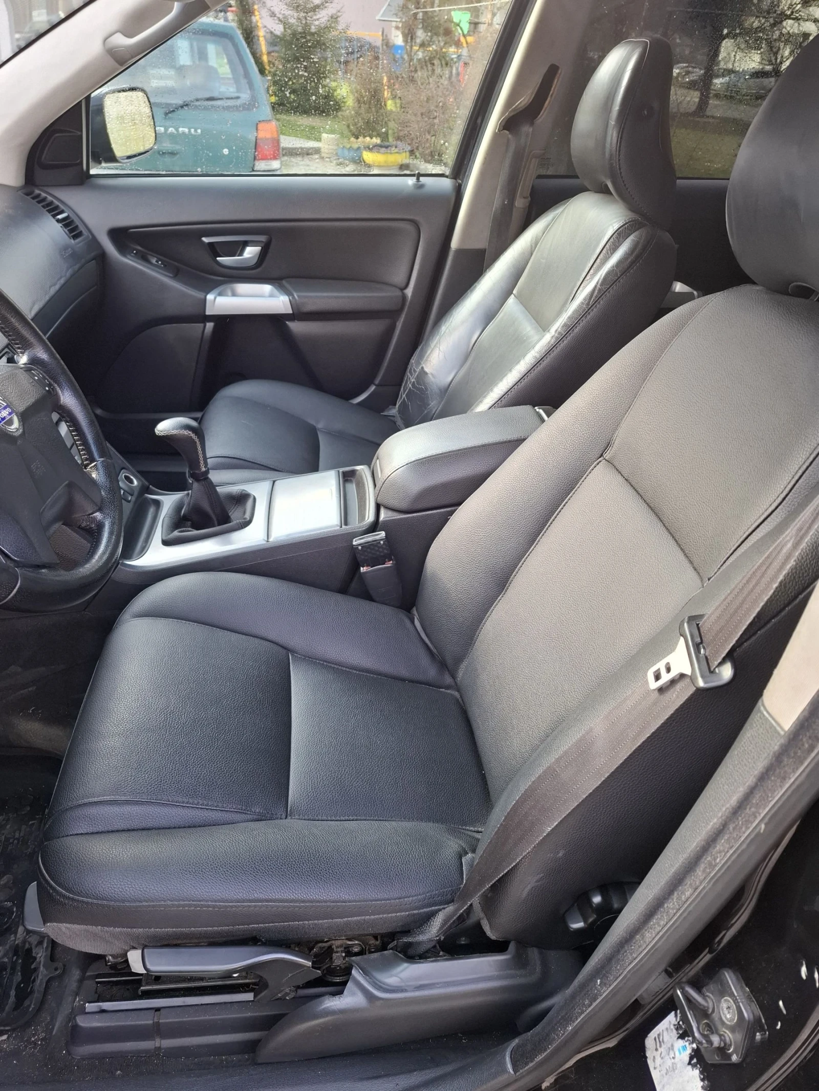 Volvo Xc90 2.4D 185кс ръчка, снимка 11 - Автомобили и джипове - 54416446