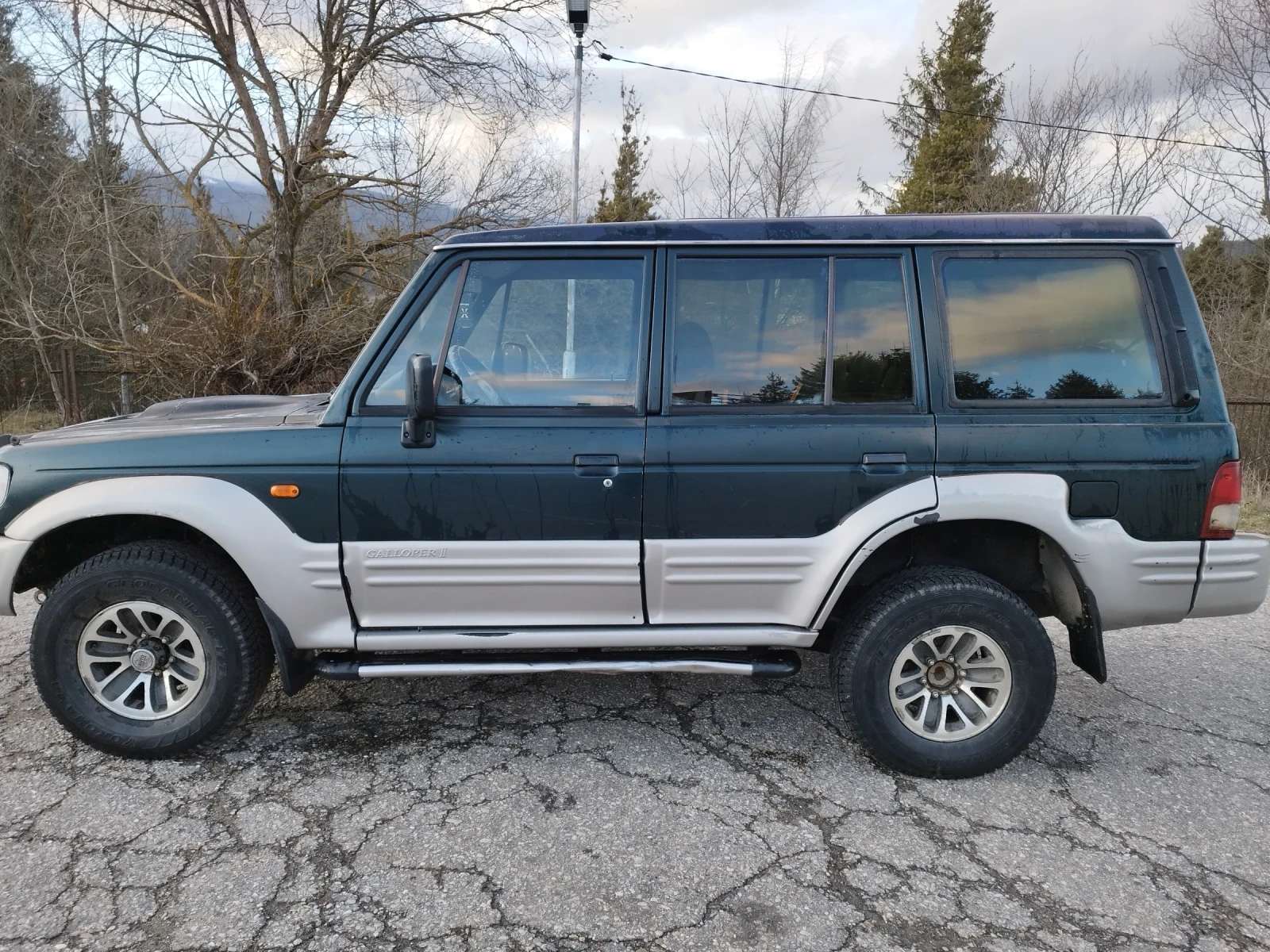 Hyundai Galloper