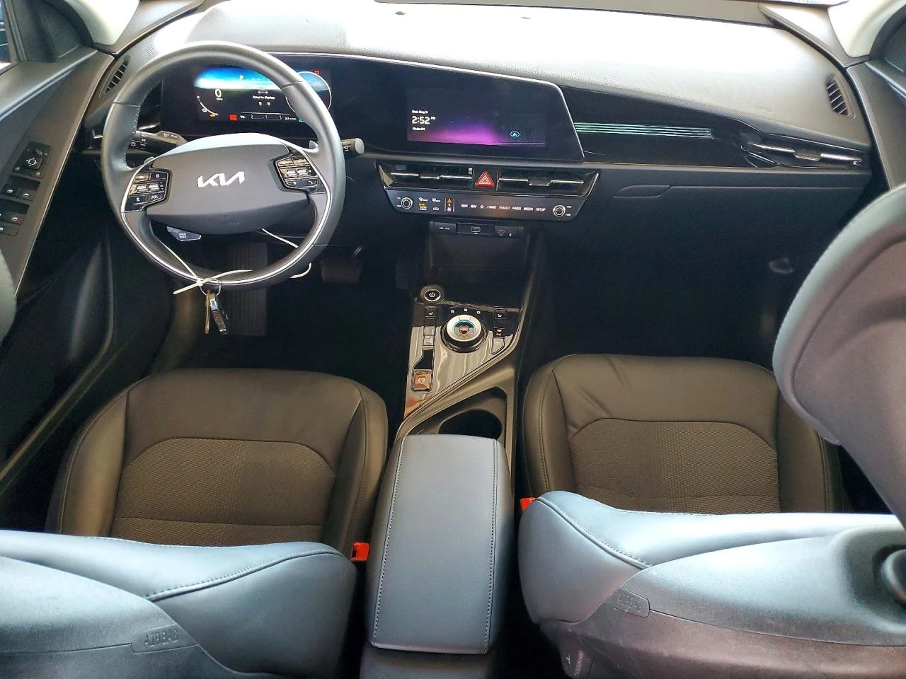 Kia Niro Wind, снимка 8 - Автомобили и джипове - 54655269