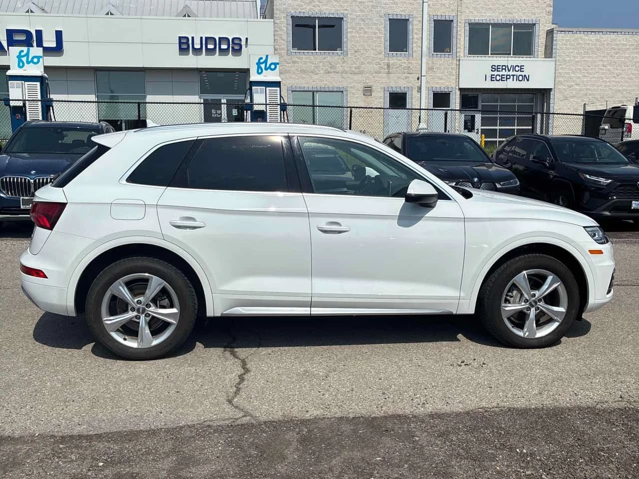 Audi Q5 Progressiv/ПАНОРАМА/ОТ ПРЕДСТАВИТЕЛСТВО, снимка 4 - Автомобили и джипове - 54655814