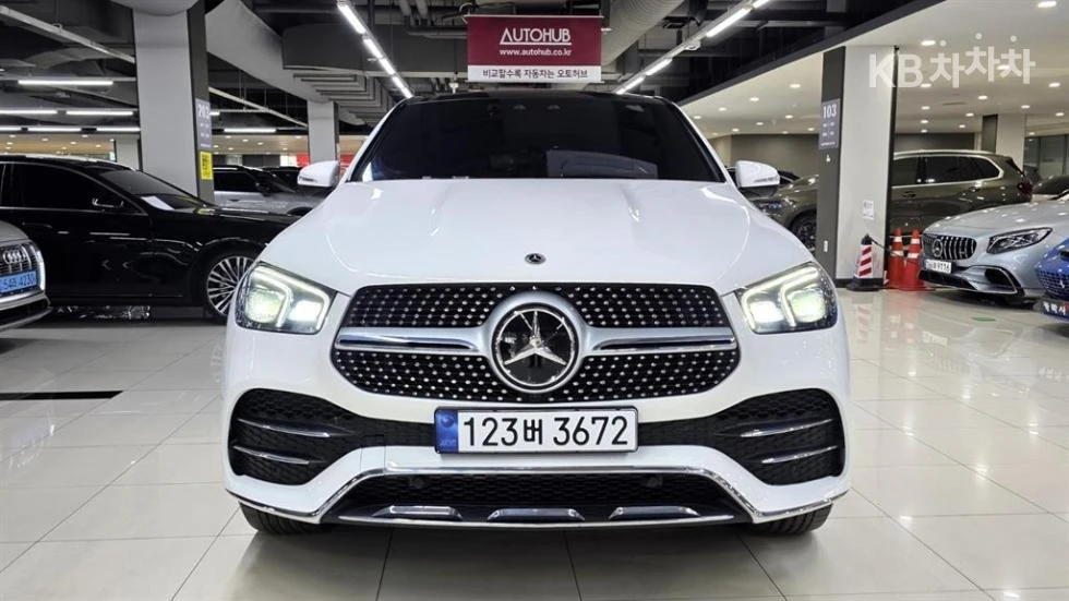 Mercedes-Benz GLE 400 CDI , снимка 15 - Автомобили и джипове - 54745959