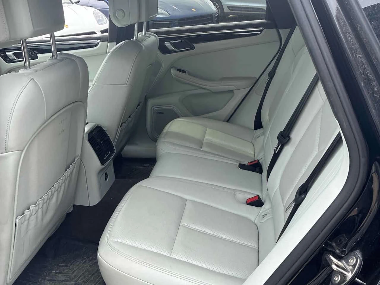 Porsche Macan * S * CARFAX * ЦЕНА ДО БГ, снимка 13 - Автомобили и джипове - 54857903