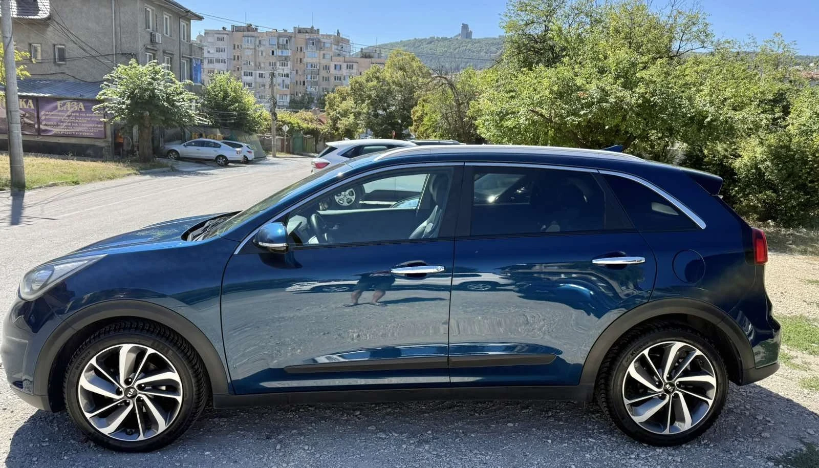 Kia Niro 1.6 i hybrid , снимка 8 - Автомобили и джипове - 56017643