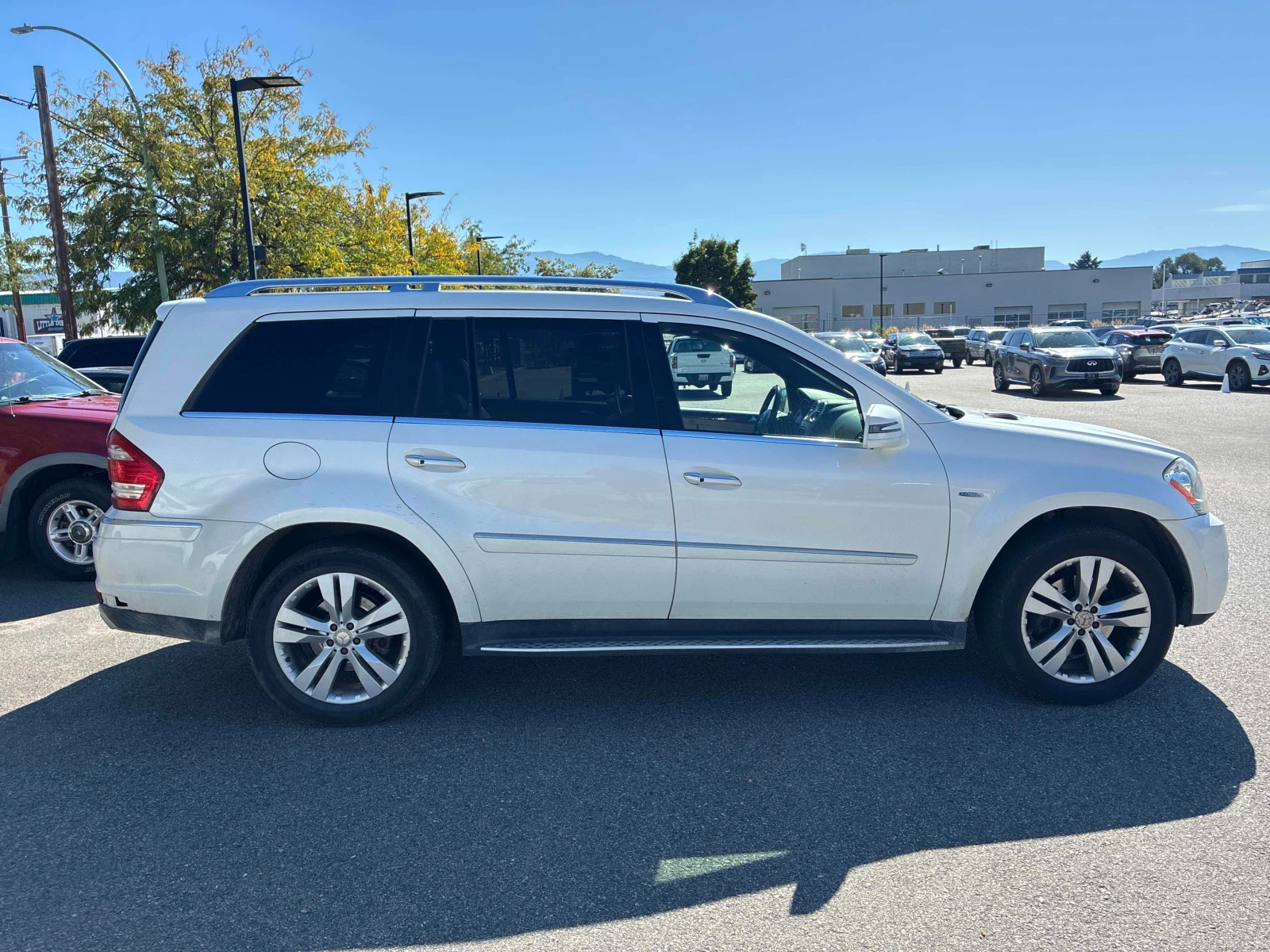 Mercedes-Benz GL * 350 BlueTEC * CARFAX * БЕЗ ПЪРВОНАЧАЛНА ВНОСКА, снимка 3 - Автомобили и джипове - 56134924