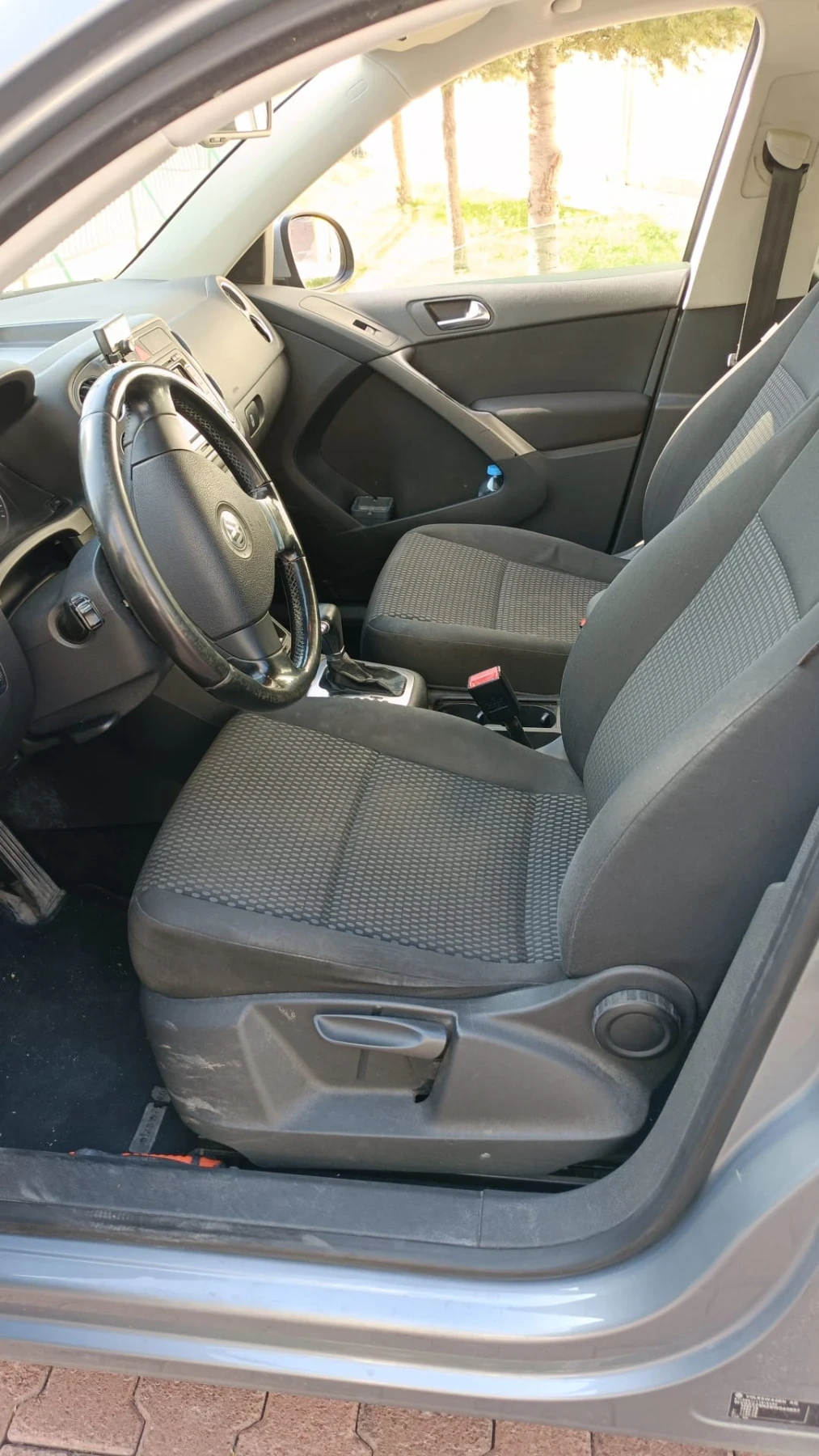 VW Tiguan 2, 0tdi DSG 4motion Перфектен , снимка 4 - Автомобили и джипове - 56197929