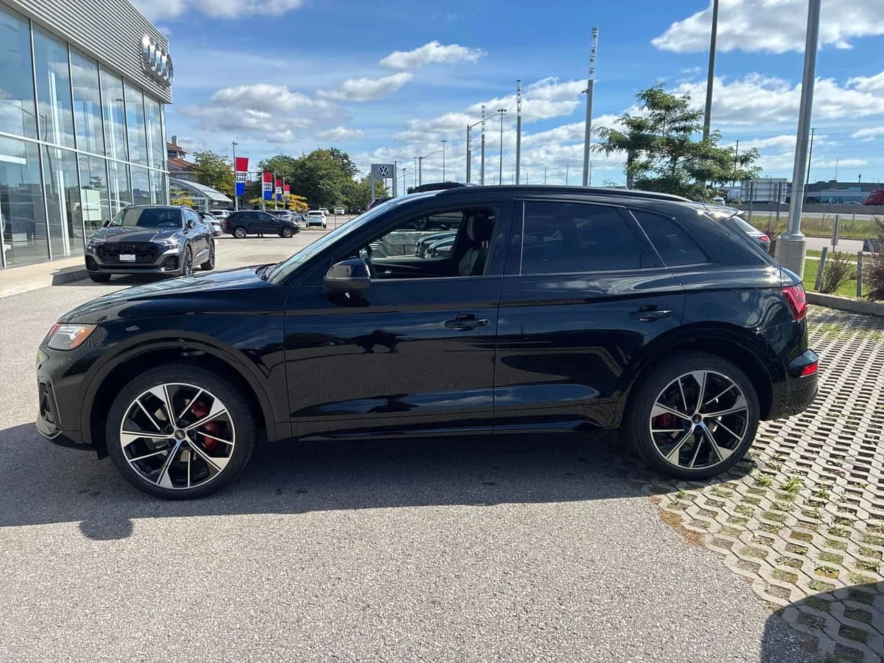 Audi SQ5 * Progressiv * CARFAX * ЦЕНА ДО БГ, снимка 2 - Автомобили и джипове - 56220069