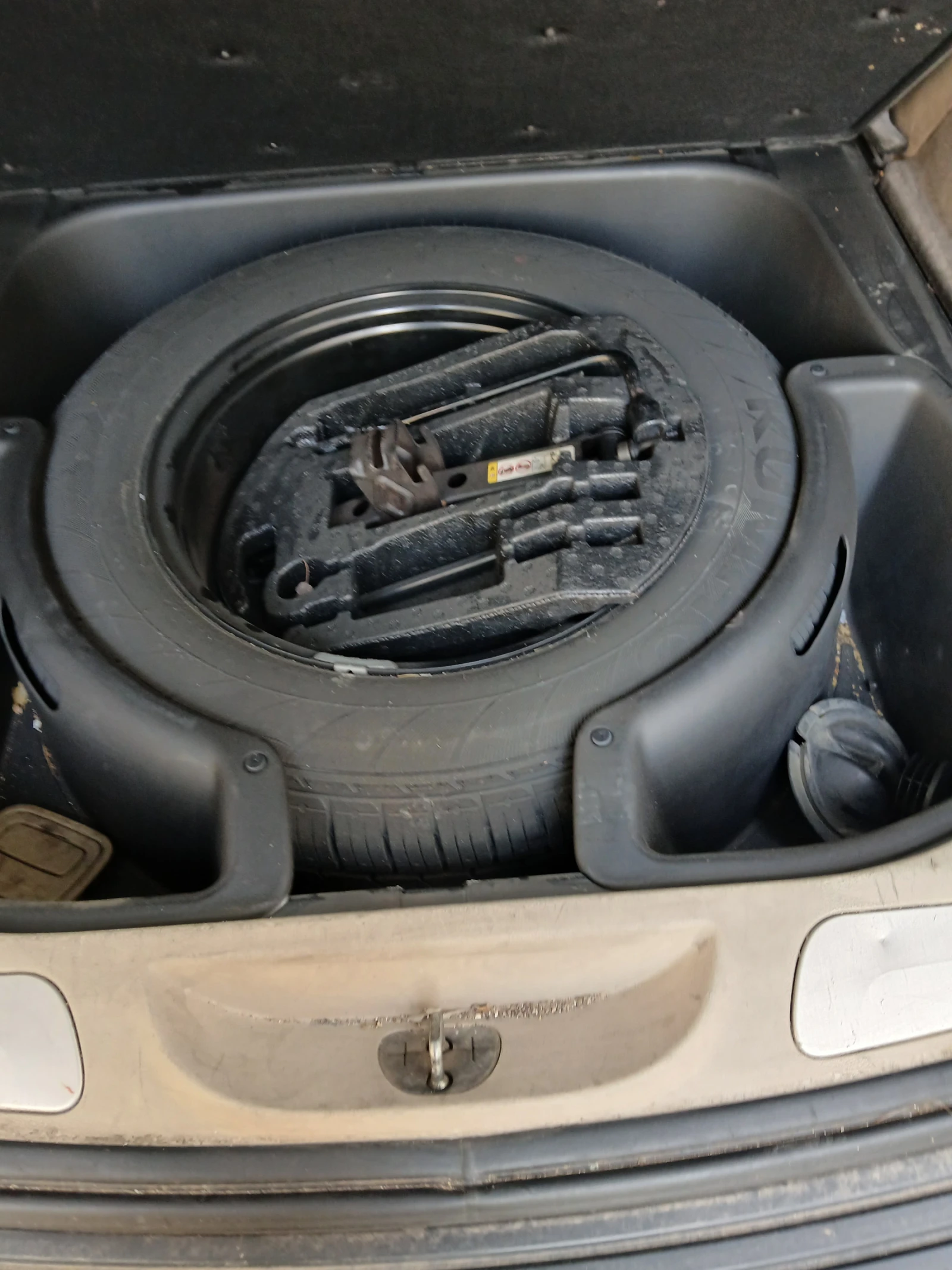 Jeep Grand cherokee, снимка 11 - Автомобили и джипове - 56591261