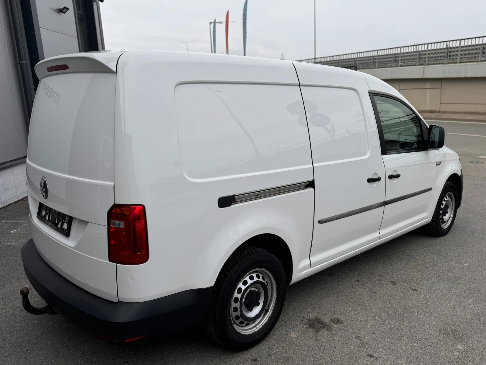 VW Caddy 2.0 TDI BlueMotion Diesel MAXI ДДС N1 - изображение 5