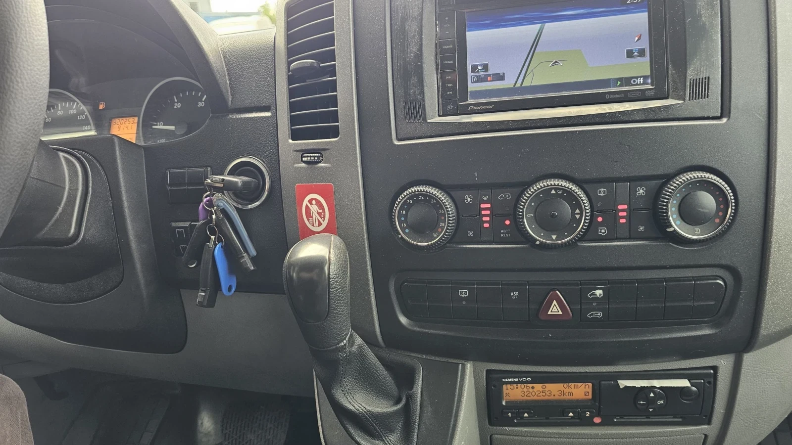 Mercedes-Benz Sprinter 24 места- КЛИМА-ПЕЧКА /ОМ646 - изображение 6