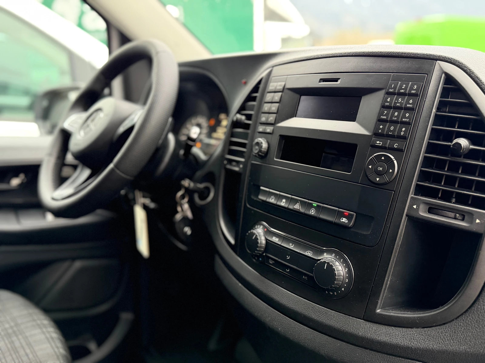 Mercedes-Benz Vito TOURER!FULL!9-МЕСТЕН!EURO6!КЛИМА!, снимка 17 - Бусове и автобуси - 53498933