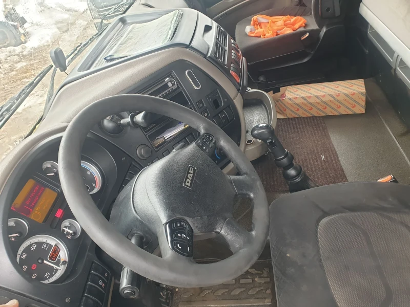 Daf XF 105 РЪЧКА РАТАРДЕР , снимка 7 - Камиони - 53226753