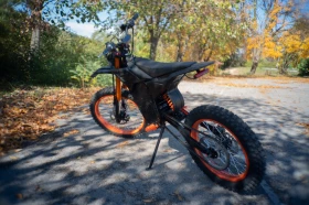 ����� �� �������� �� Surron Light Bee