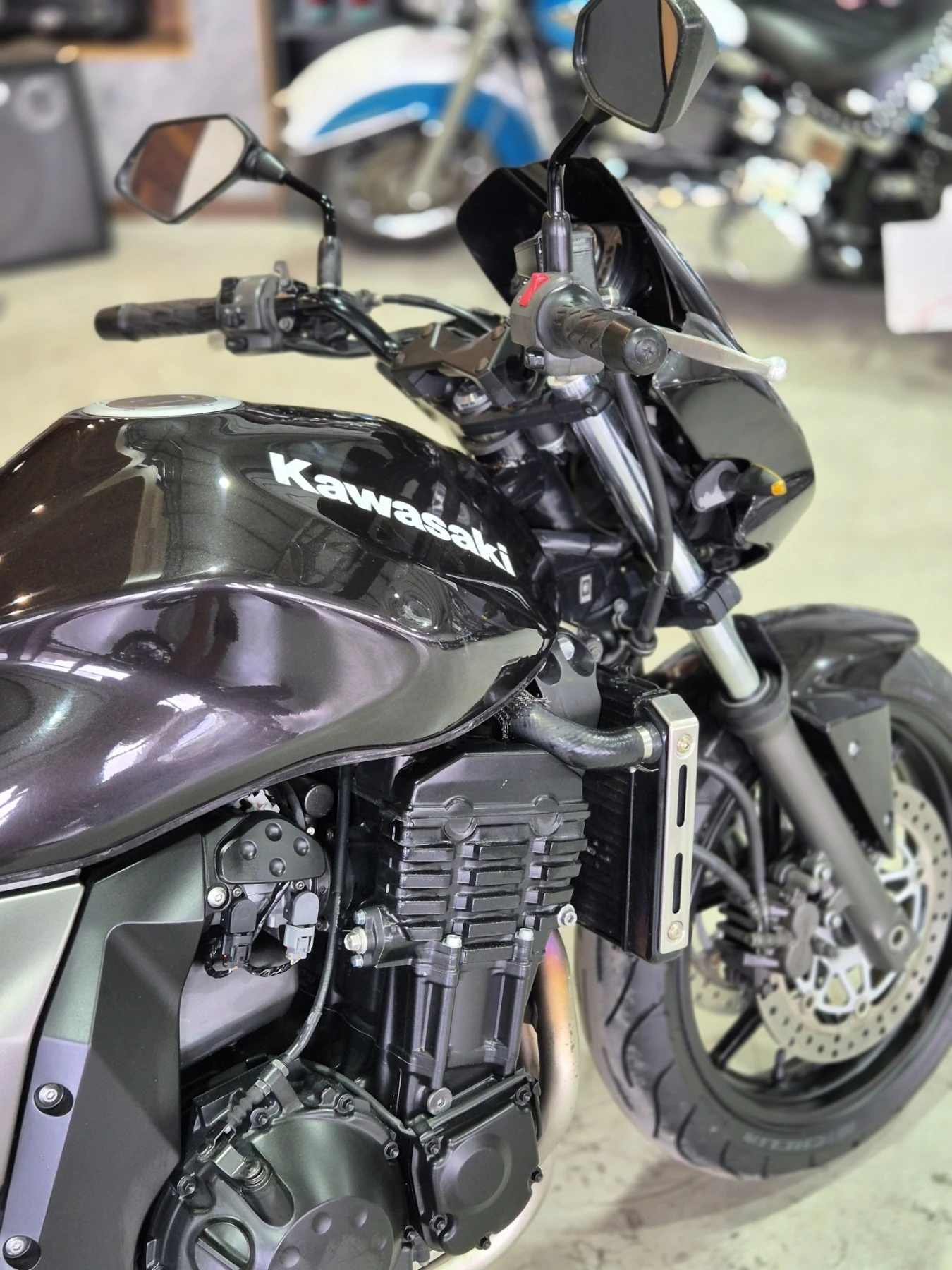 Kawasaki Z 750 Нов внос от ШВЕЙЦАРИЯ!, снимка 11 - Мотоциклети и мототехника - 55407476