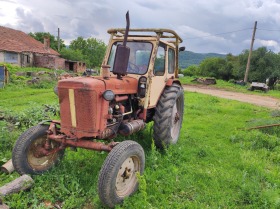 Трактор ЮМЗ, снимка 1 - Селскостопанска техника - 45389284