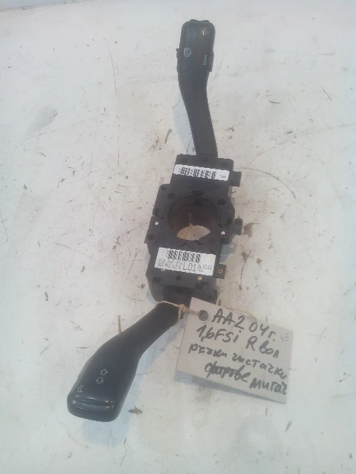 Ключ мигач чистачки Ауди А2 1.6 Fsi