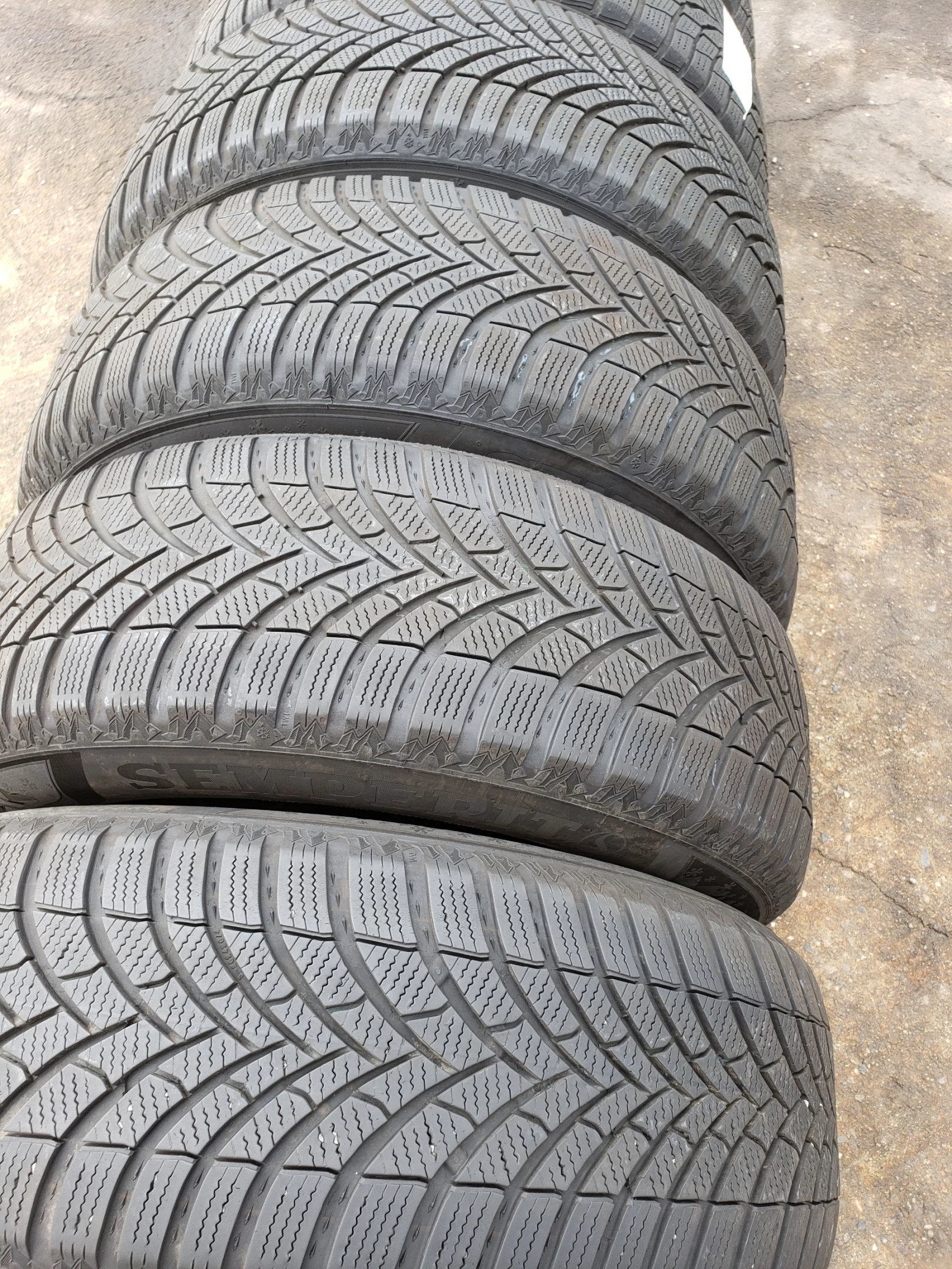 ���� 215/65R17 | Mobile.bg � ����������� 5