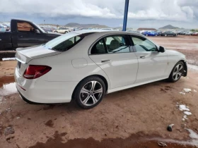 Mercedes-Benz E 350 Подгрев* Масажи* Кейлес* Park Assist* Line Assist*, снимка 3