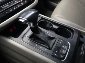 Kia Carnival 2.2 CRDI, снимка 9