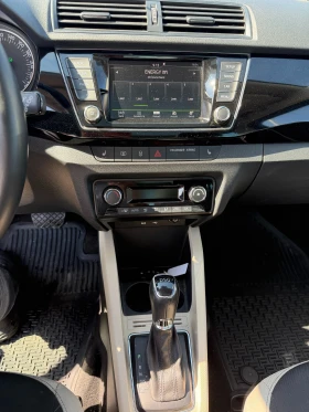 Skoda Fabia 1.4TDI AVTOMAT/PANORAMA/NAVI EURO 6, снимка 13