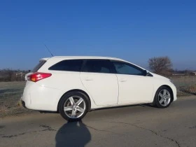 Toyota Auris 2.0 D4D, снимка 4