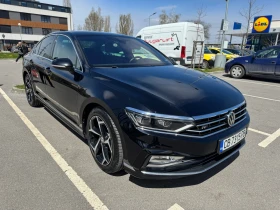 Обява за продажба на VW Passat R-line 4Motion ~48 300 лв. - изображение 1