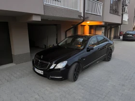 ������ Mercedes-Benz E 200