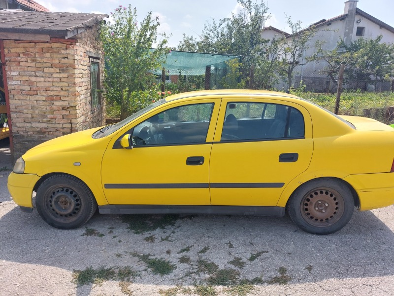 Opel Astra, снимка 3 - Автомобили и джипове - 46436730