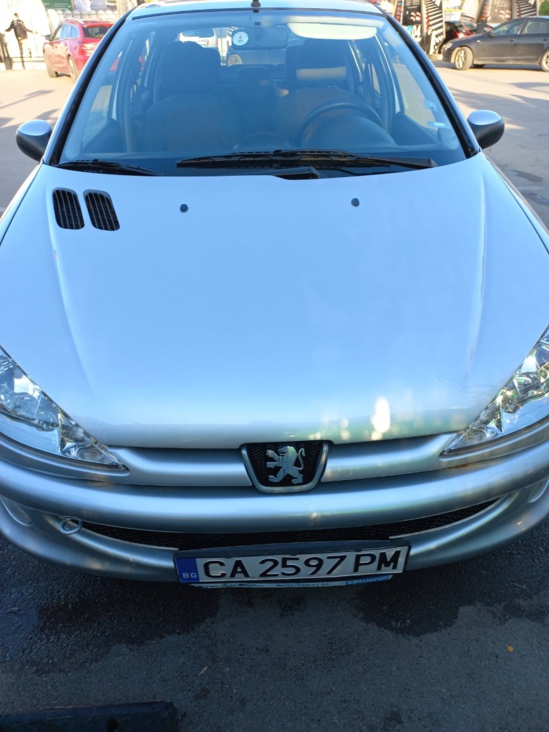 Peugeot 206 Седан, снимка 1 - Автомобили и джипове - 45935429