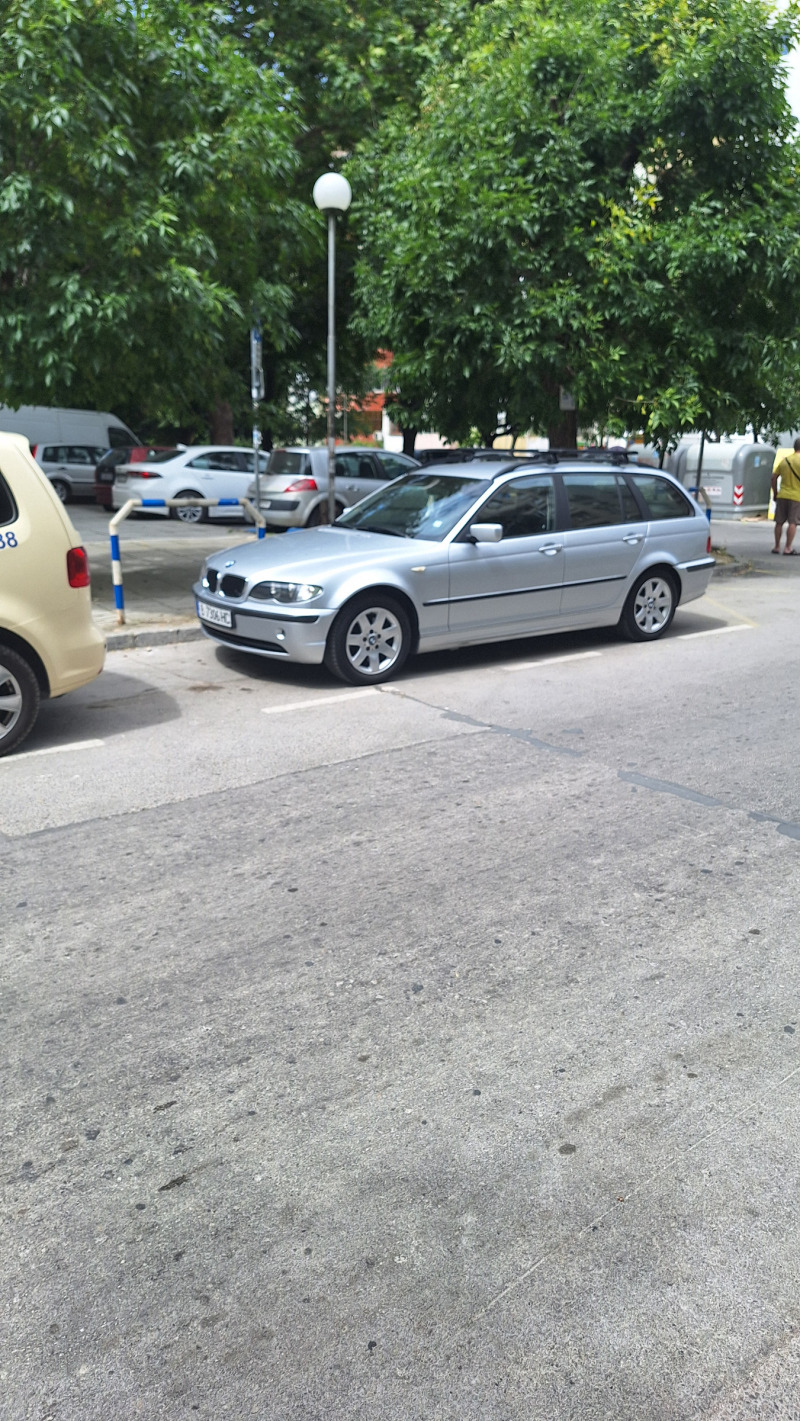 BMW 320, снимка 1 - Автомобили и джипове - 46441056