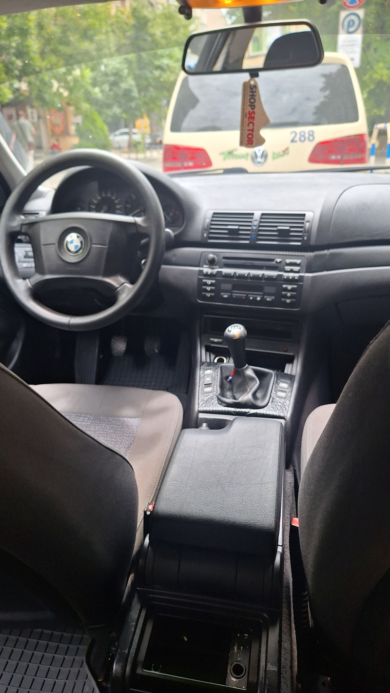 BMW 320, снимка 7 - Автомобили и джипове - 46441056