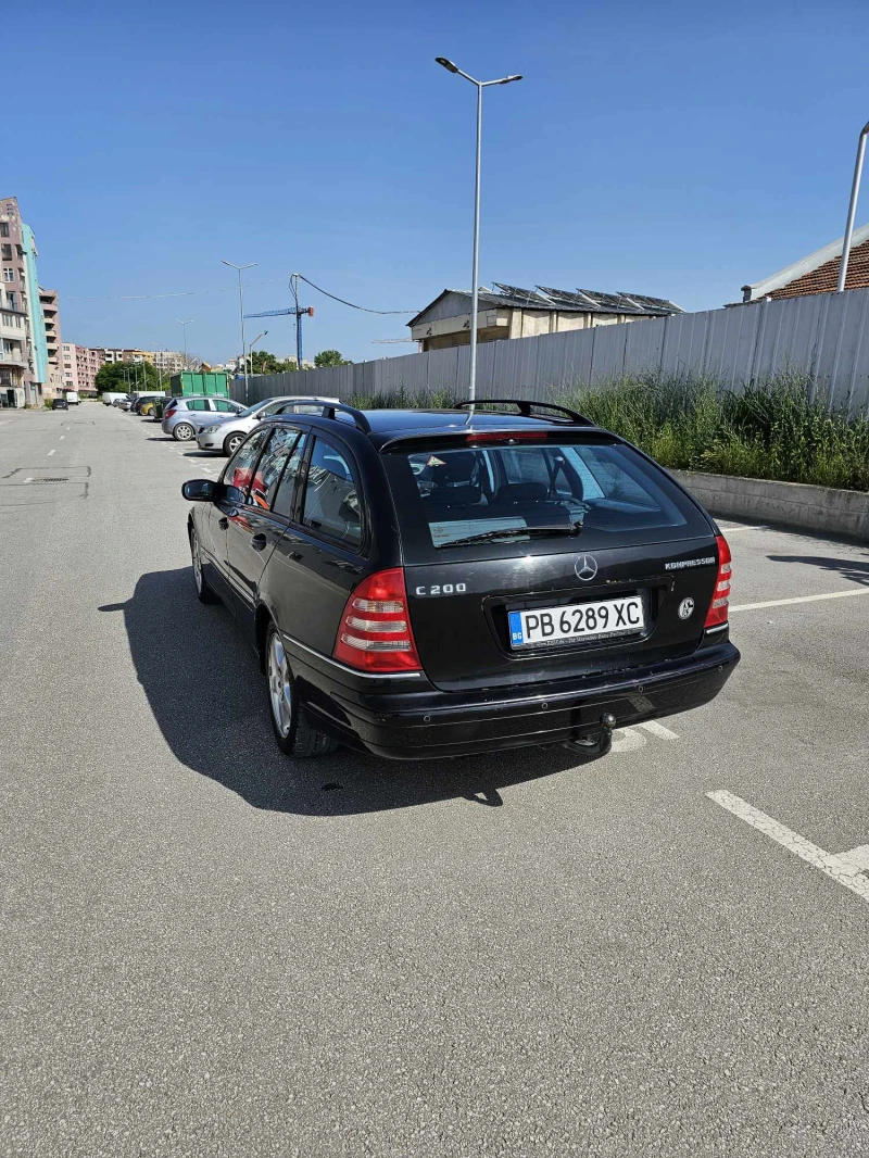 Mercedes-Benz C 200 kompressor, снимка 4 - Автомобили и джипове - 48601659