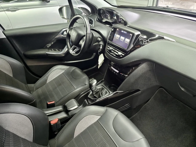 Peugeot 2008 Фейс Allure, снимка 7 - Автомобили и джипове - 48263340