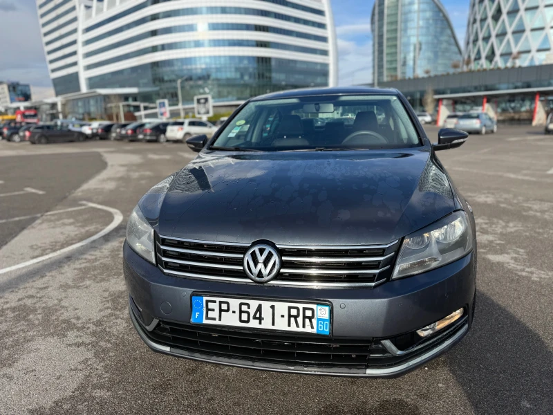 VW Passat 2.0TDI-AUTO-NAVI-177, снимка 8 - Автомобили и джипове - 48451441