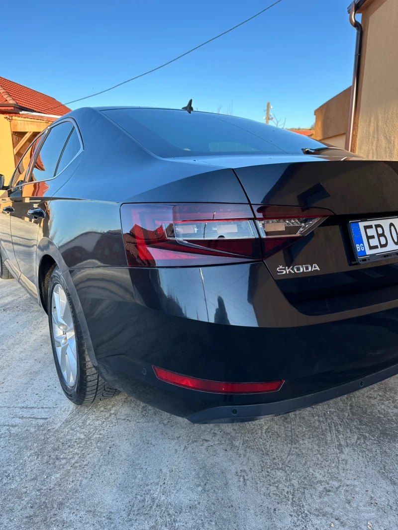 Skoda Superb, снимка 2 - Автомобили и джипове - 49604532