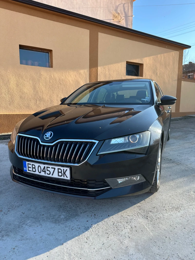 Skoda Superb, снимка 1 - Автомобили и джипове - 49604532