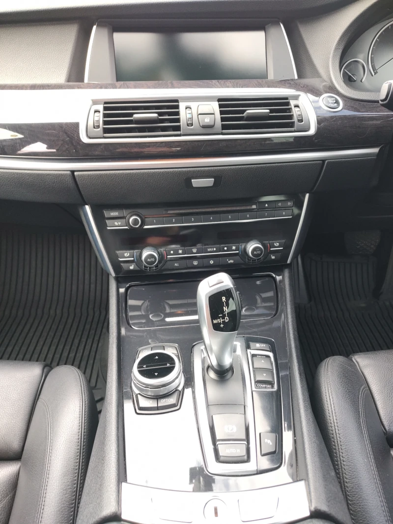BMW 5 Gran Turismo 530D M Sport , снимка 8 - Автомобили и джипове - 51738265