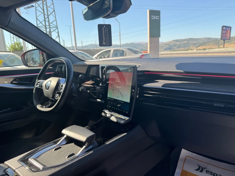 Renault Austral techno esprit Alpine mild hybrid 160 auto, снимка 14 - Автомобили и джипове - 51776745