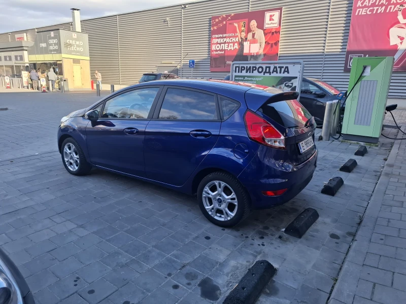 Ford Fiesta 1.6TDCI, снимка 15 - Автомобили и джипове - 52566485