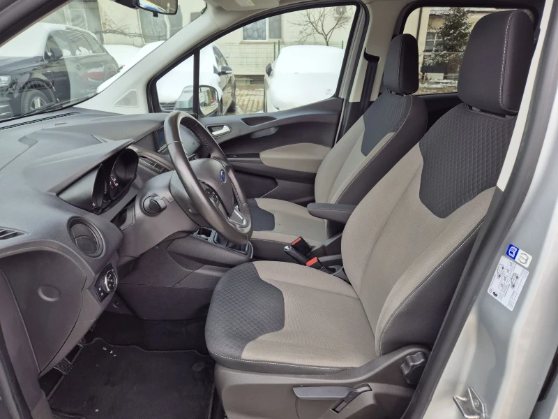 Ford Connect 2019г 126000км, снимка 13 - Автомобили и джипове - 52903839