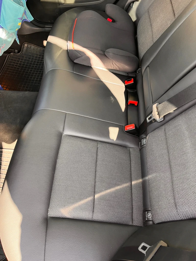 Mercedes-Benz E 200 CGI, снимка 9 - Автомобили и джипове - 53596629