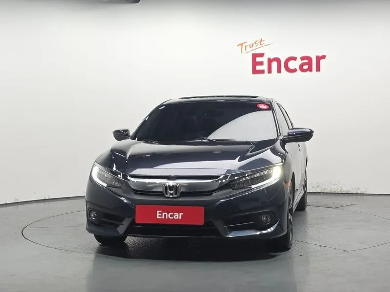 Honda Civic 2.0 10Th Generation, снимка 3 - Автомобили и джипове - 55044750