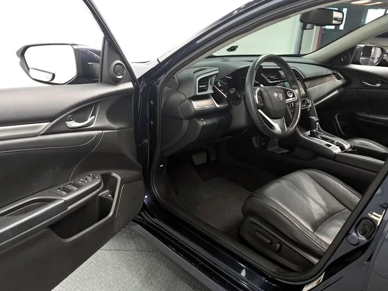 Honda Civic 2.0 10Th Generation, снимка 10 - Автомобили и джипове - 55044750