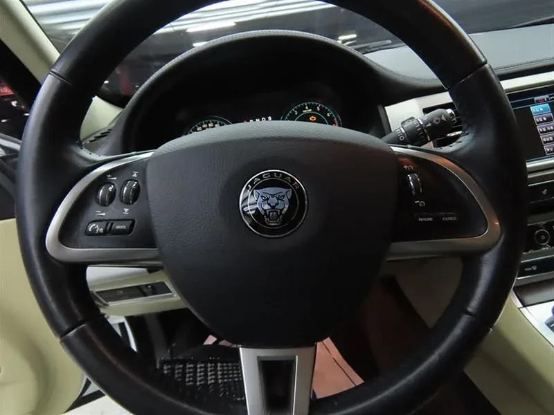Jaguar Xf 2.0 Luxury X250, снимка 8 - Автомобили и джипове - 55749303