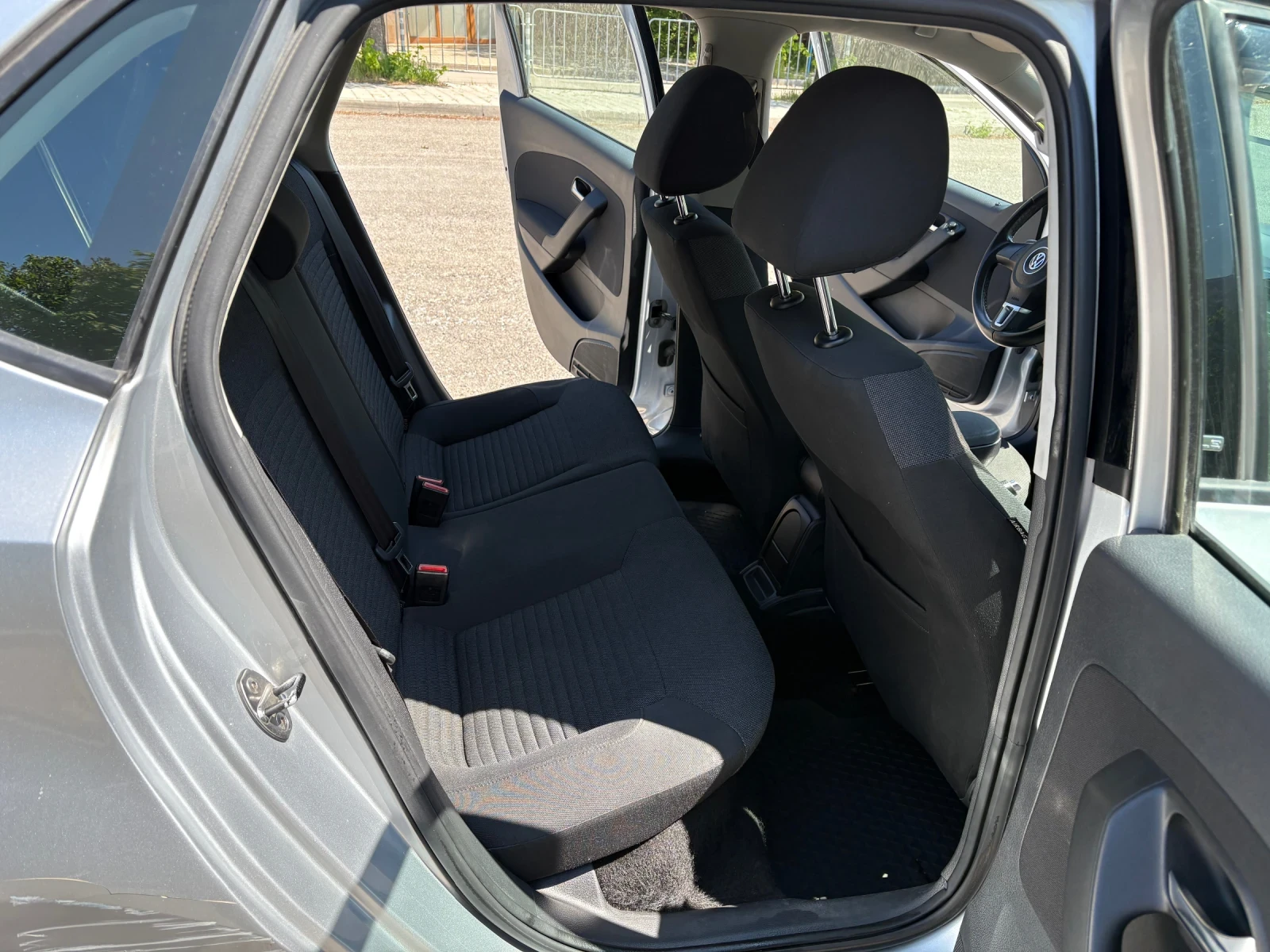 VW Polo 1.4 MPI  DSG-7 | Mobile.bg   13