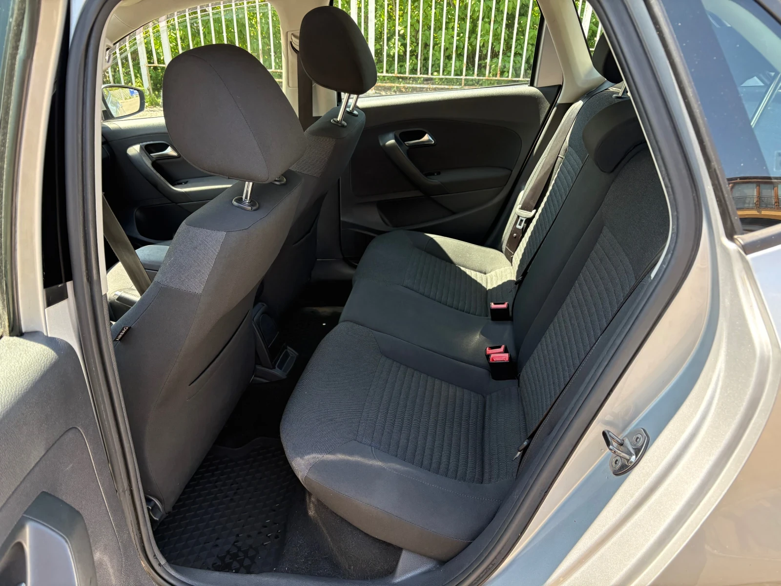 VW Polo 1.4 MPI  DSG-7 | Mobile.bg   12