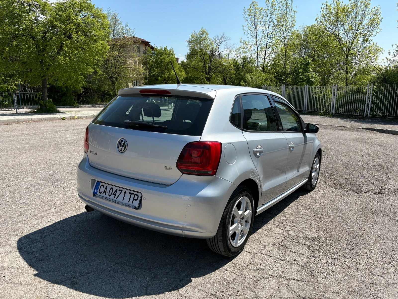 VW Polo 1.4 MPI  DSG-7 - изображение 6