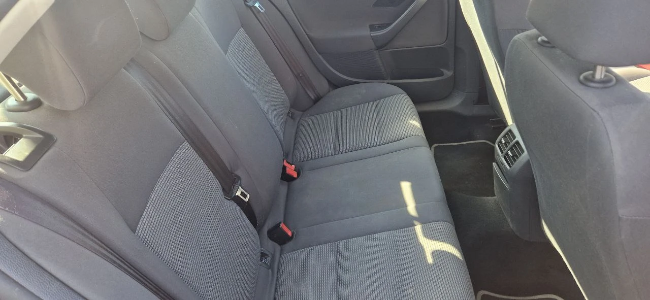 VW Jetta  - изображение 7