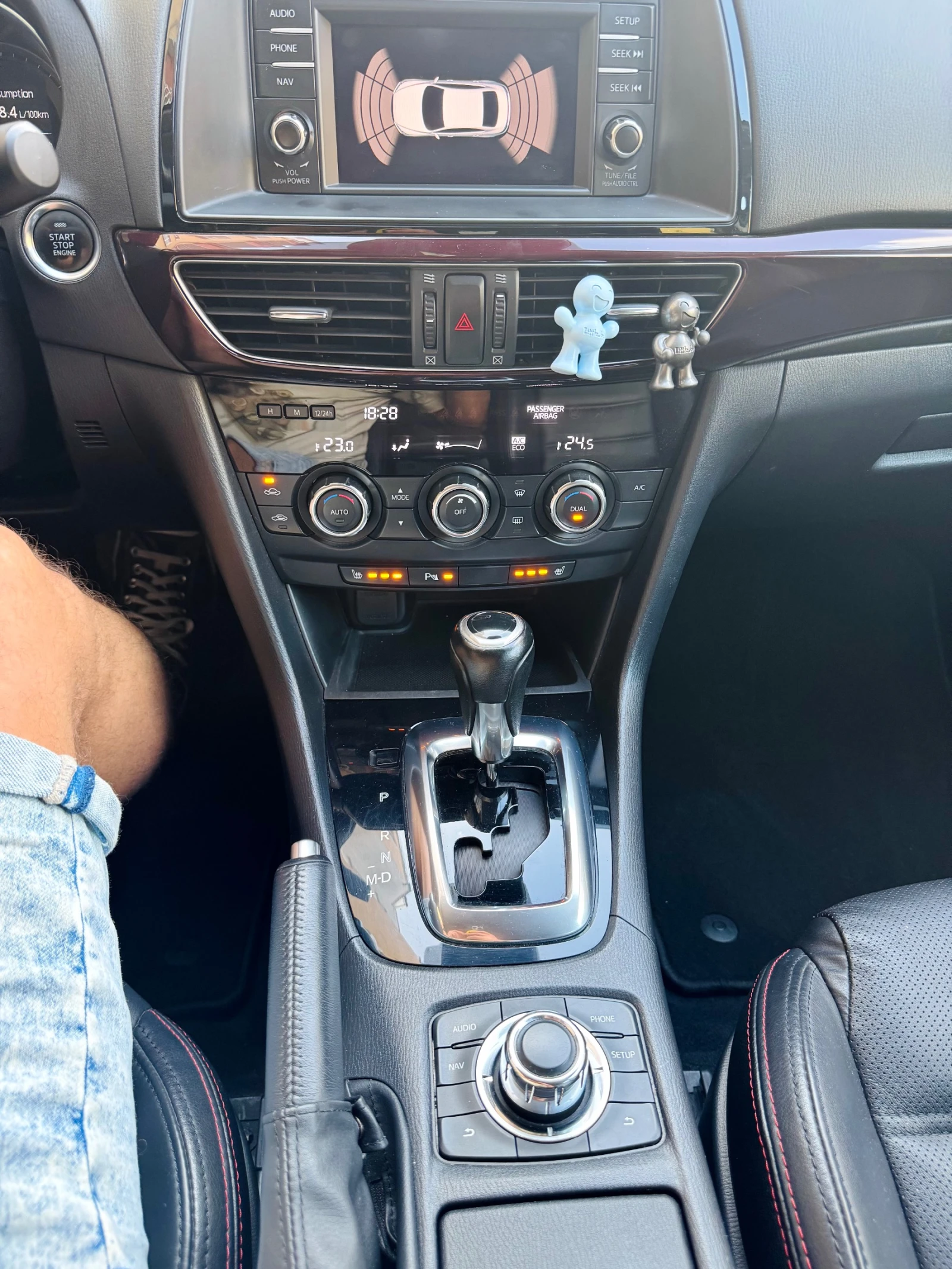 Mazda 6 Sport Combi 2.2 SKYACTIV-D - Takumi - изображение 6